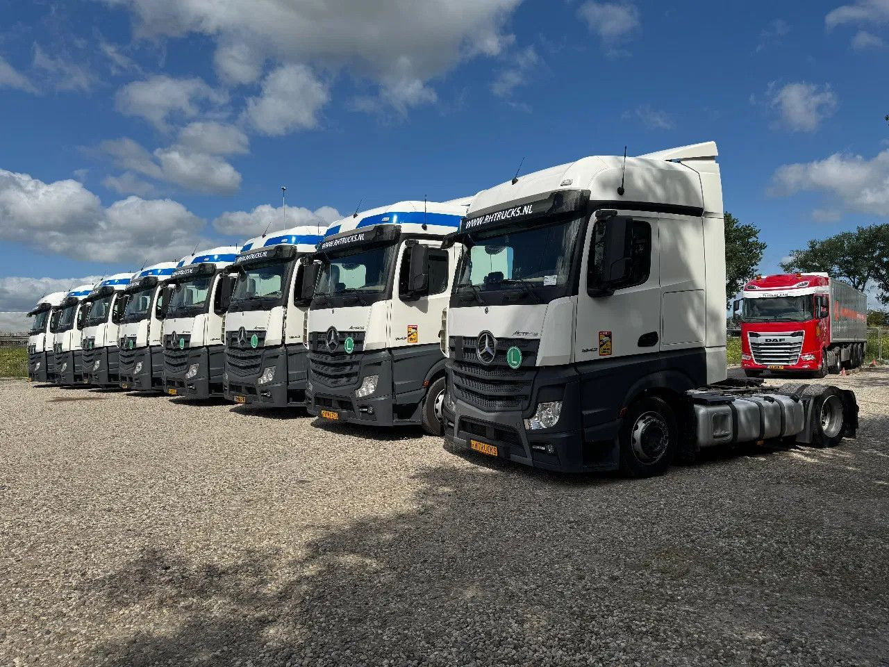Mercedes-Benz Actros 1842 4X2 EURO 6 - MEGA - 10 UNITS AVAILAB - Tractor unit: picture 4 Mercedes-Benz Actros 1842 4X2 EURO 6 - MEGA - 10 UNITS AVAILAB - Tractor unit: picture 4