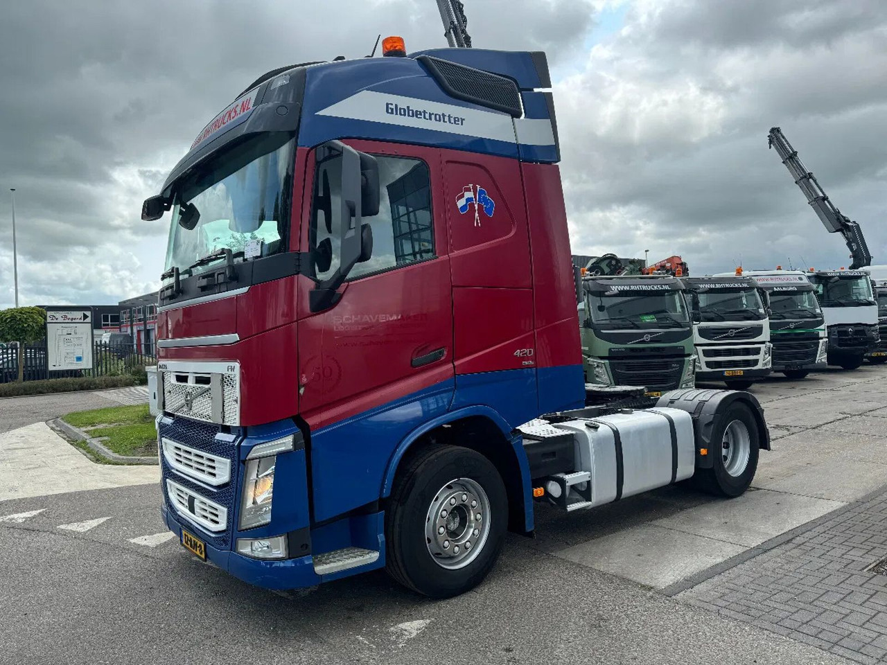 Volvo FH 420 4X2 SPOILERS STANDKLIMA EURO 6 2017 - Tractor unit: picture 1 Volvo FH 420 4X2 SPOILERS STANDKLIMA EURO 6 2017 - Tractor unit: picture 1