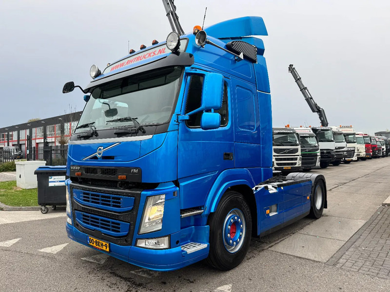 Volvo FM 370 4X2 EURO 6 SKIRTS TÜV TILL 10-2025 - Tractor unit: picture 1 Volvo FM 370 4X2 EURO 6 SKIRTS TÜV TILL 10-2025 - Tractor unit: picture 1