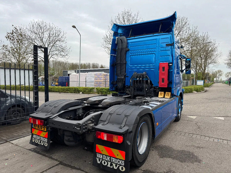 Volvo FM 370 4X2 SPOILERS EURO 6 SKIRTS HOLLAND TRUCK TÜV TILL 09-2025 - Tractor unit: picture 5 Volvo FM 370 4X2 SPOILERS EURO 6 SKIRTS HOLLAND TRUCK TÜV TILL 09-2025 - Tractor unit: picture 5