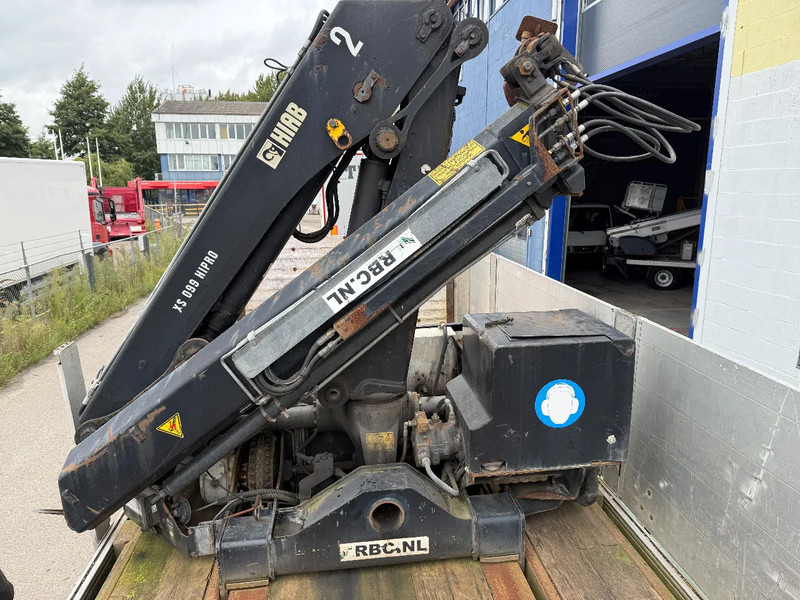 Van Hool VHLO-205 AN, HIAB 099E-1HIPRO - Dropside/ Flatbed semi-trailer: picture 4 Van Hool VHLO-205 AN, HIAB 099E-1HIPRO - Dropside/ Flatbed semi-trailer: picture 4