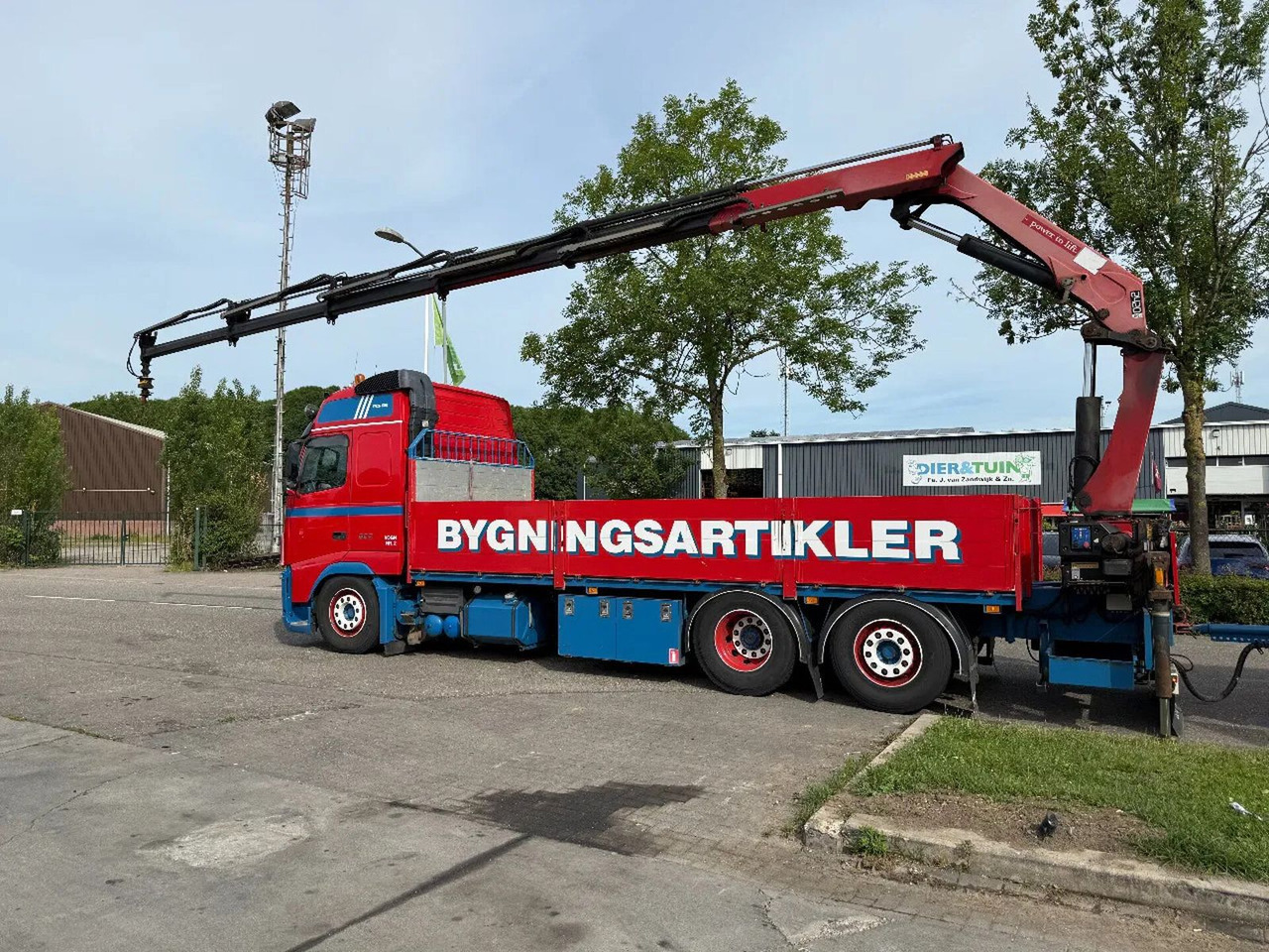Volvo FH 600 - 6X2 - EURO 5 + HMF 2420 K5 + REMOTE - Dropside/ Flatbed truck, Crane truck: picture 4 Volvo FH 600 - 6X2 - EURO 5 + HMF 2420 K5 + REMOTE - Dropside/ Flatbed truck, Crane truck: picture 4