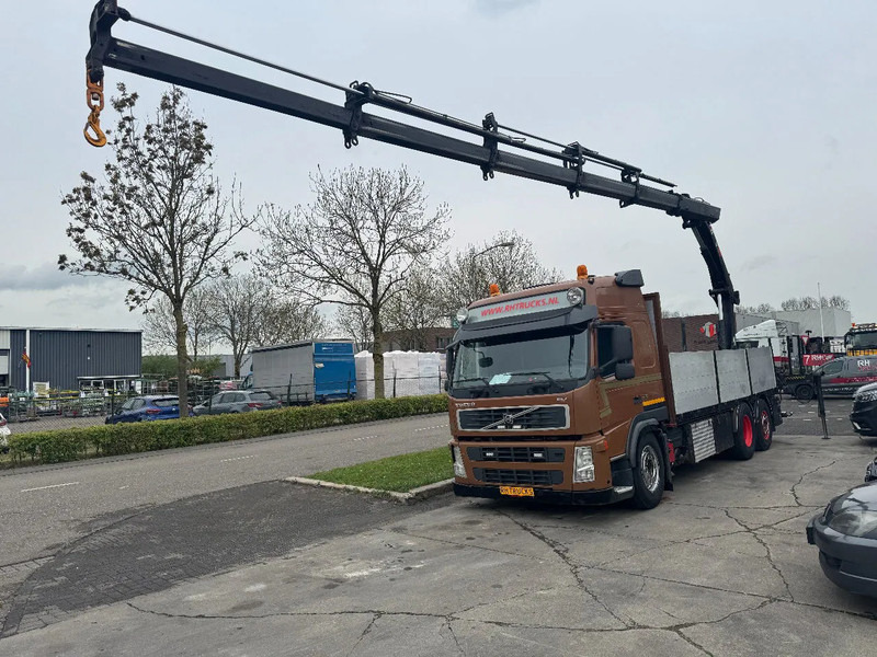 Volvo FM 500 6X2 EURO 5 HIAB 211 EP5 + REMOTE CONTROL - Crane truck: picture 2 Volvo FM 500 6X2 EURO 5 HIAB 211 EP5 + REMOTE CONTROL - Crane truck: picture 2