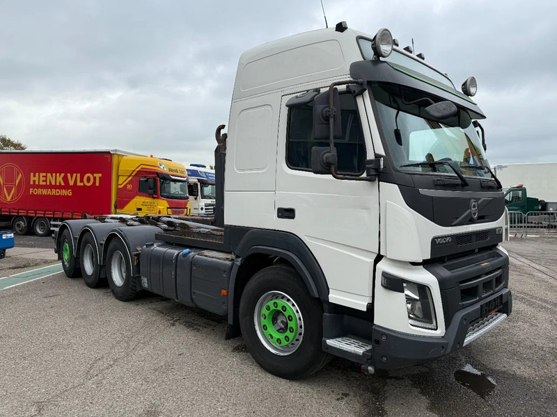 Volvo FMX 500 8x4 HOOKLIFT HIAB XR22SL61, LAST AXLE STEERING - Hook lift truck: picture 3 Volvo FMX 500 8x4 HOOKLIFT HIAB XR22SL61, LAST AXLE STEERING - Hook lift truck: picture 3