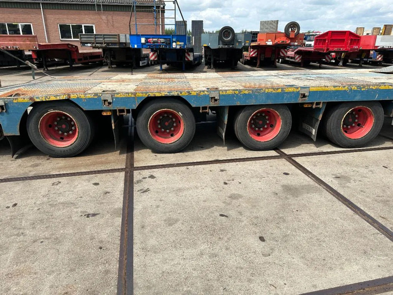 Wielton 4 AXEL WITH RAMPS - Low loader semi-trailer: picture 4 Wielton 4 AXEL WITH RAMPS - Low loader semi-trailer: picture 4