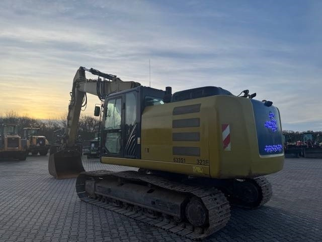 CAT 323 EL  - Crawler excavator: picture 3 CAT 323 EL  - Crawler excavator: picture 3