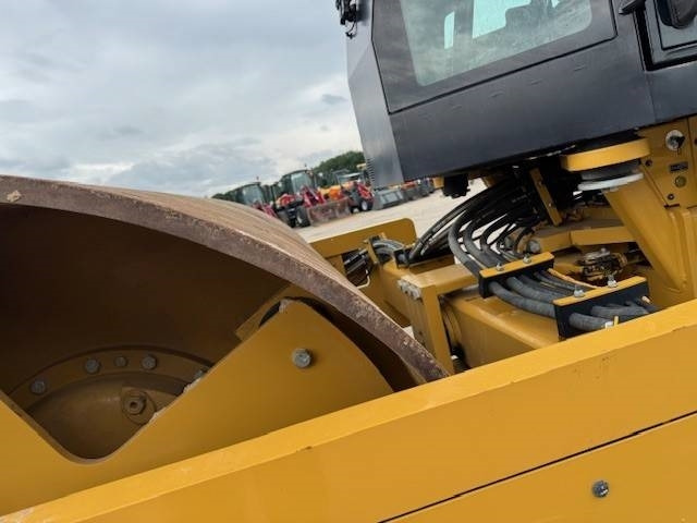 CAT CS 66 B - Compactor: picture 4 CAT CS 66 B - Compactor: picture 4