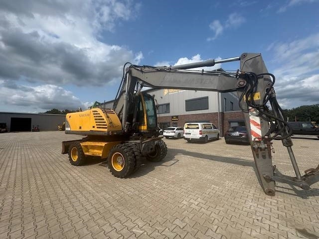 Volvo EW 180 B - Wheel excavator: picture 4 Volvo EW 180 B - Wheel excavator: picture 4