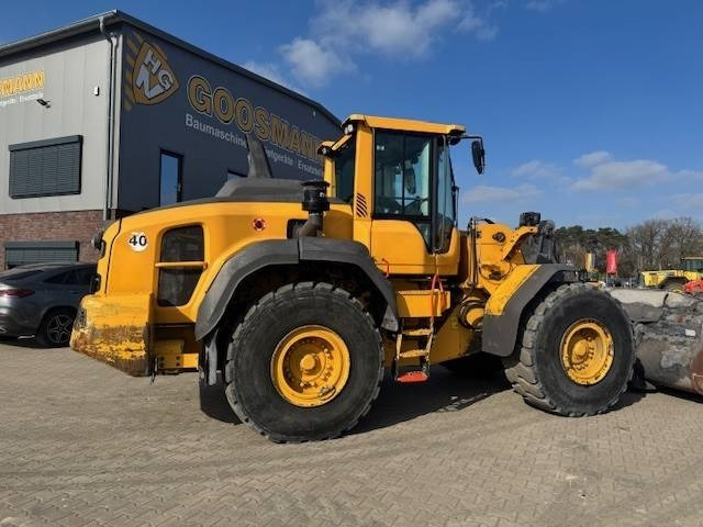 Volvo L 110 H - Wheel loader: picture 3 Volvo L 110 H - Wheel loader: picture 3