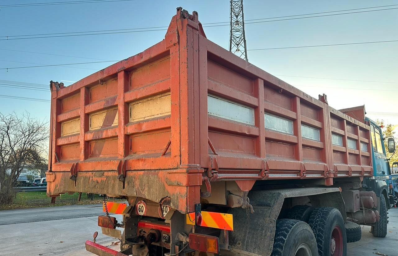 - Tipper: picture 4 - Tipper: picture 4