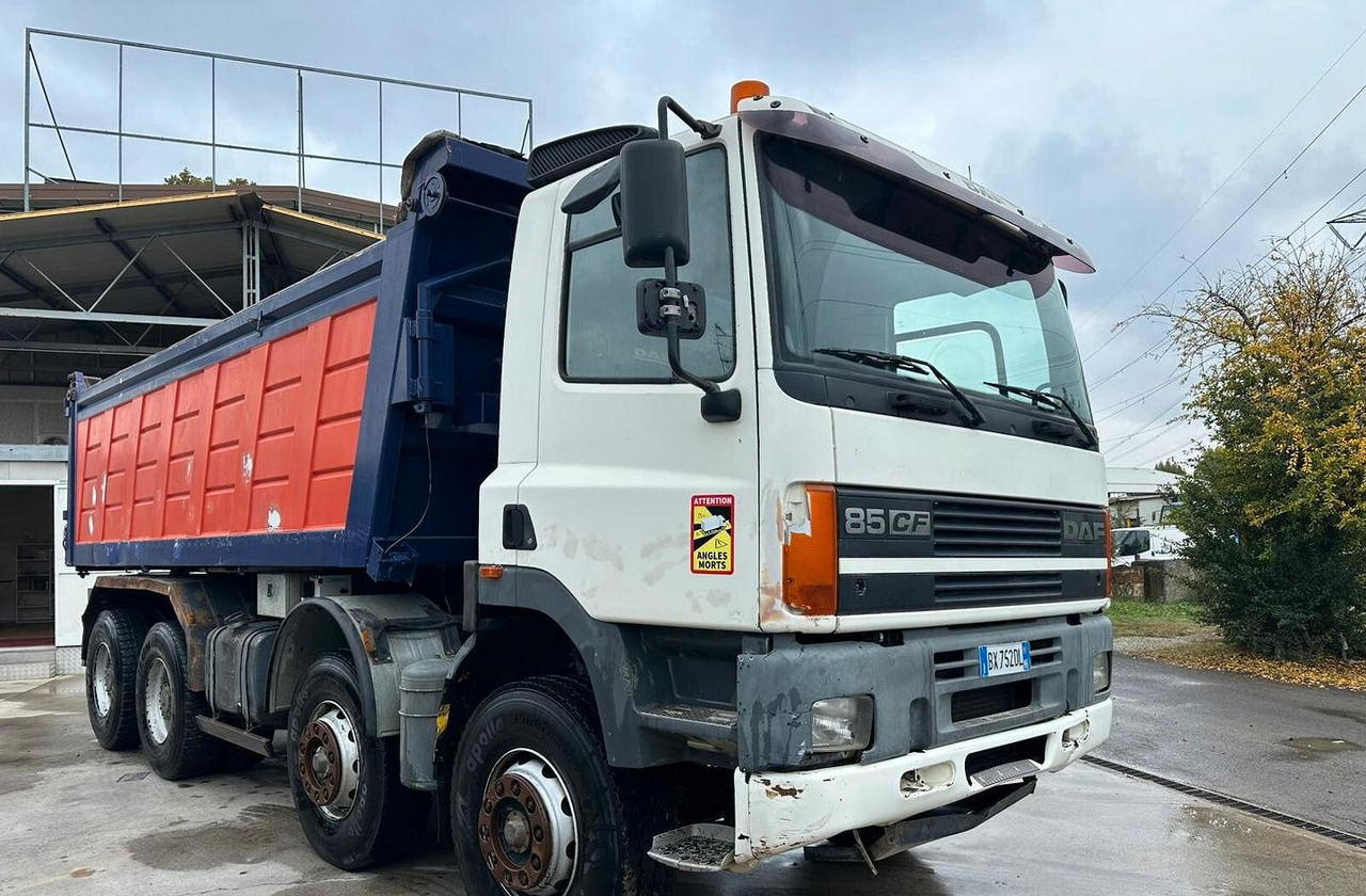 - Tipper: picture 3 - Tipper: picture 3