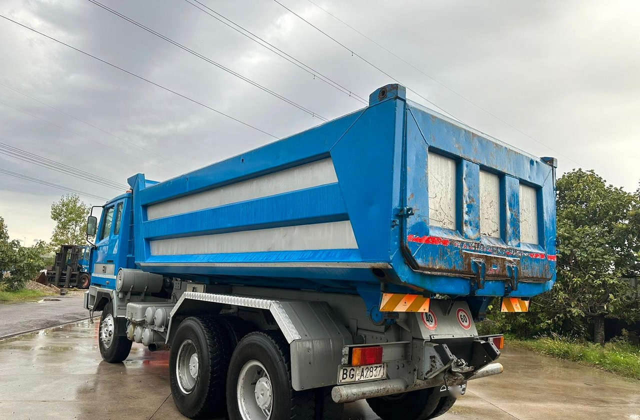 - Tipper: picture 5 - Tipper: picture 5