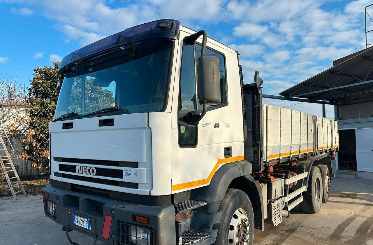Motrice Iveco Eurotech 190 27 - Dropside/ Flatbed truck: picture 2 Motrice Iveco Eurotech 190 27 - Dropside/ Flatbed truck: picture 2