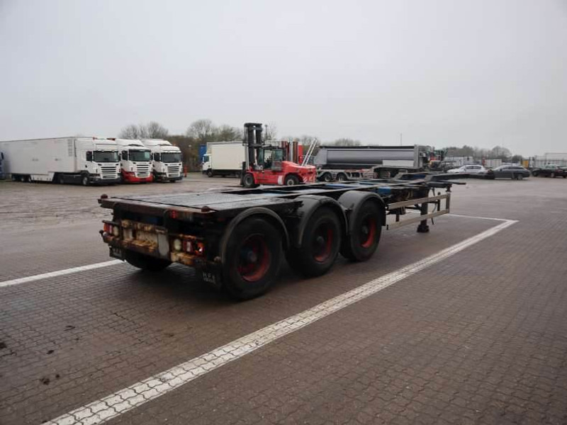HFR Containerchassis - Container transporter/ Swap body semi-trailer: picture 3 HFR Containerchassis - Container transporter/ Swap body semi-trailer: picture 3