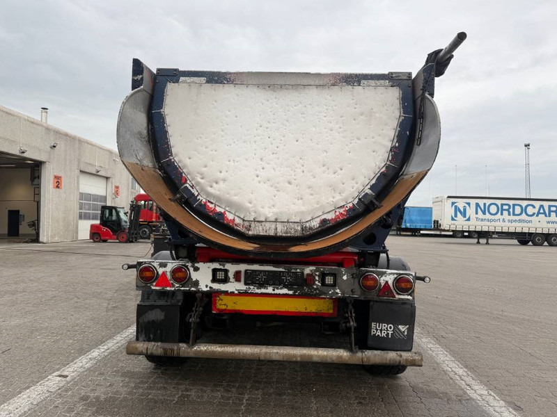 KEL-BERG Asphalt tipper trailer / Asphalt-Kippanhänger - Tipper semi-trailer: picture 4 KEL-BERG Asphalt tipper trailer / Asphalt-Kippanhänger - Tipper semi-trailer: picture 4