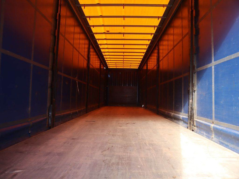 Krone 3 axle curtainside trailer - Curtainsider semi-trailer: picture 3 Krone 3 axle curtainside trailer - Curtainsider semi-trailer: picture 3