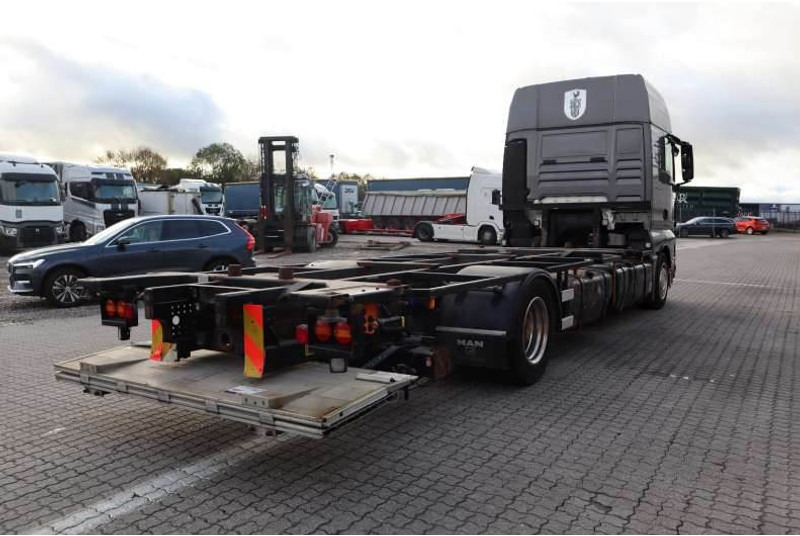 MAN TGX 18.480 Eftermonteret partikelfilter - Container transporter/ Swap body truck: picture 4 MAN TGX 18.480 Eftermonteret partikelfilter - Container transporter/ Swap body truck: picture 4