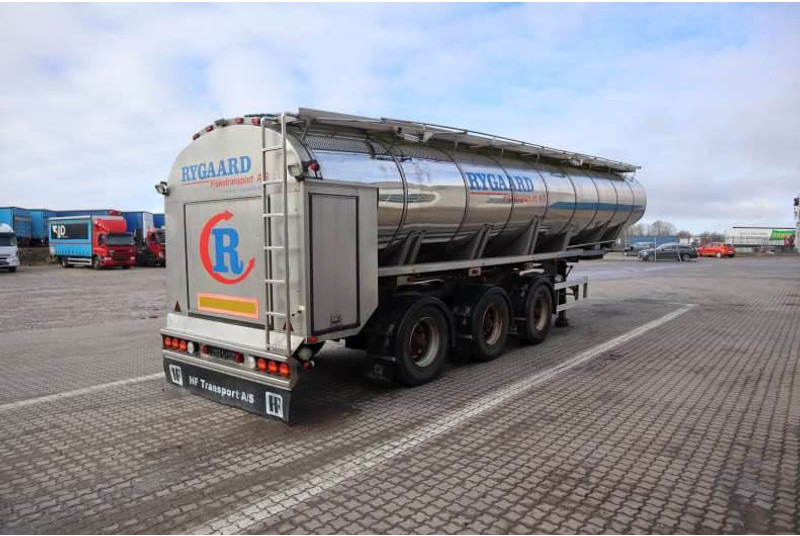 VM Tank trailer/tankauflieger - Tank semi-trailer: picture 3 VM Tank trailer/tankauflieger - Tank semi-trailer: picture 3
