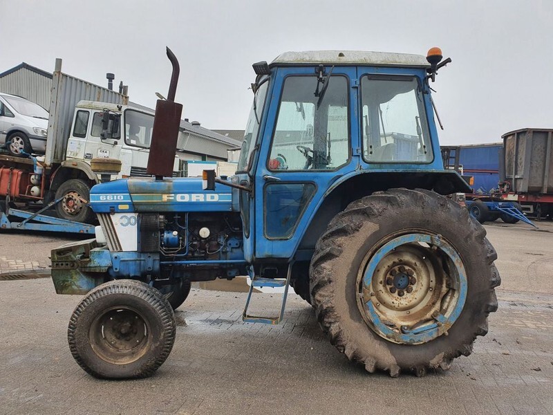 Farm tractor Ford 6610: picture 1