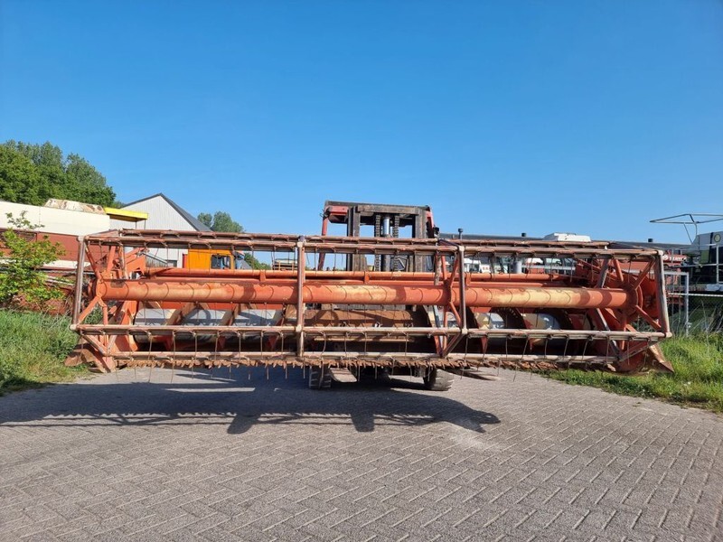 Combine harvester Laverda 3500: picture 19