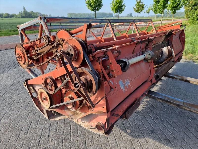 Combine harvester Laverda 3500: picture 17