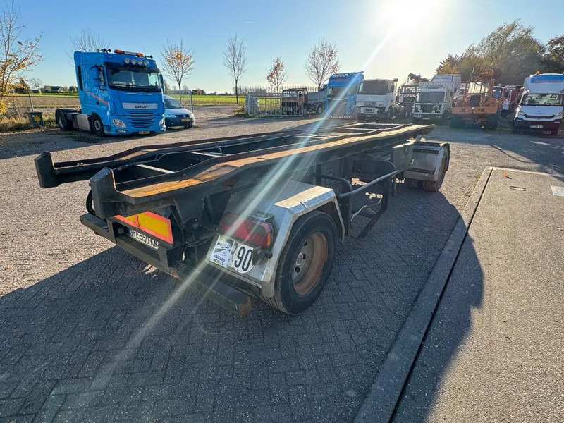 Robuste Kaiser R2102P2C - Dropside/ Flatbed semi-trailer: picture 5 Robuste Kaiser R2102P2C - Dropside/ Flatbed semi-trailer: picture 5