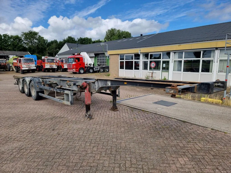 SNF 10FT - 2x20FT - 40FT - 45FT - Container transporter/ Swap body semi-trailer: picture 3 SNF 10FT - 2x20FT - 40FT - 45FT - Container transporter/ Swap body semi-trailer: picture 3