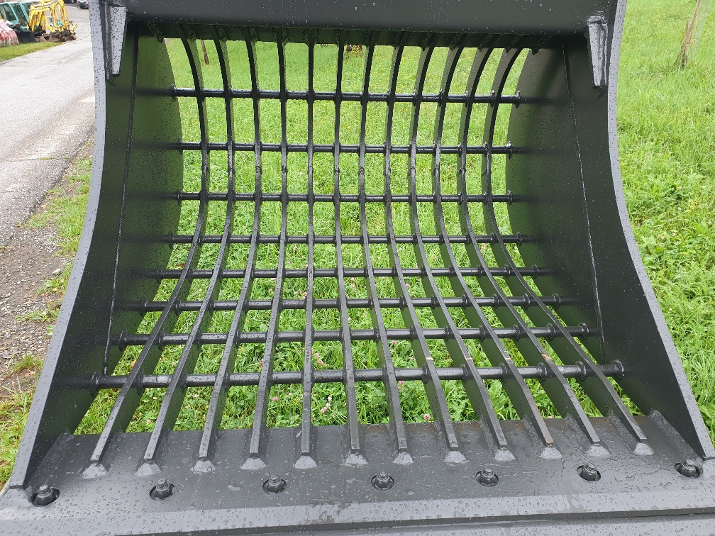 Mesh screen bucket SL 10-100 - Attachment for Mini excavator: picture 5 Mesh screen bucket SL 10-100 - Attachment for Mini excavator: picture 5