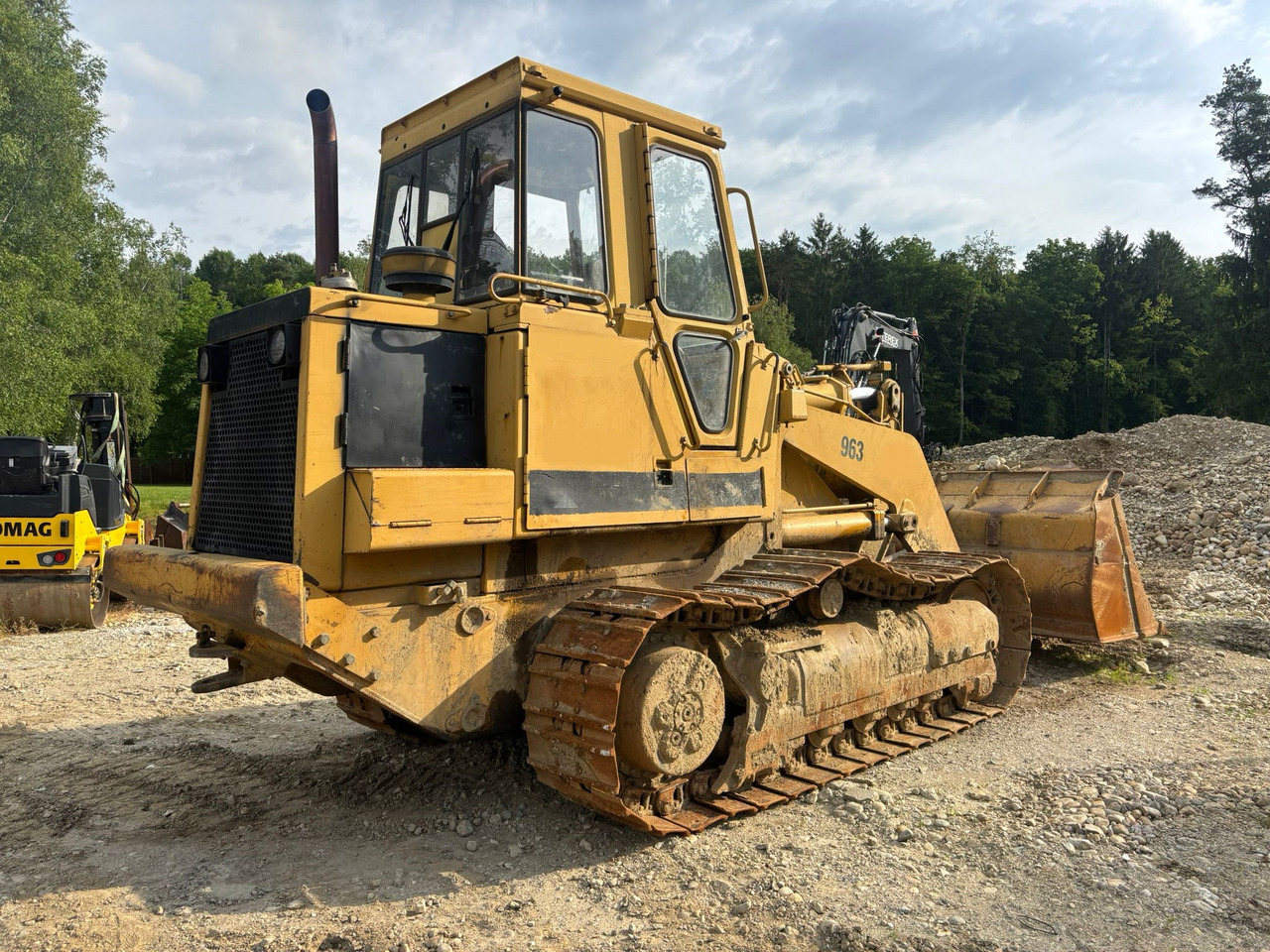 Bulldozer CATERPILLAR 963: picture 6