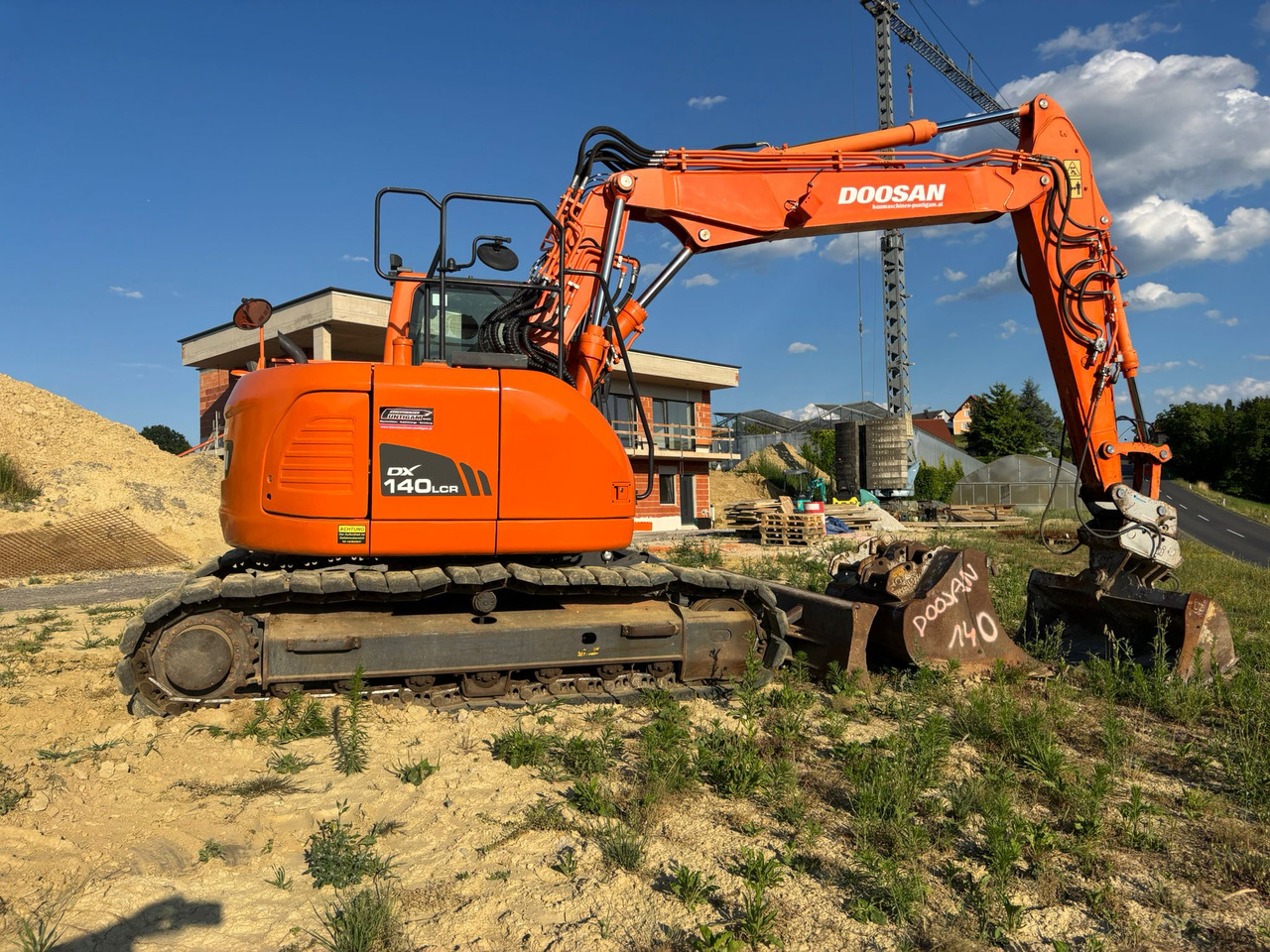 DOOSAN DX 140 LCR-3 - Crawler excavator: picture 2 DOOSAN DX 140 LCR-3 - Crawler excavator: picture 2