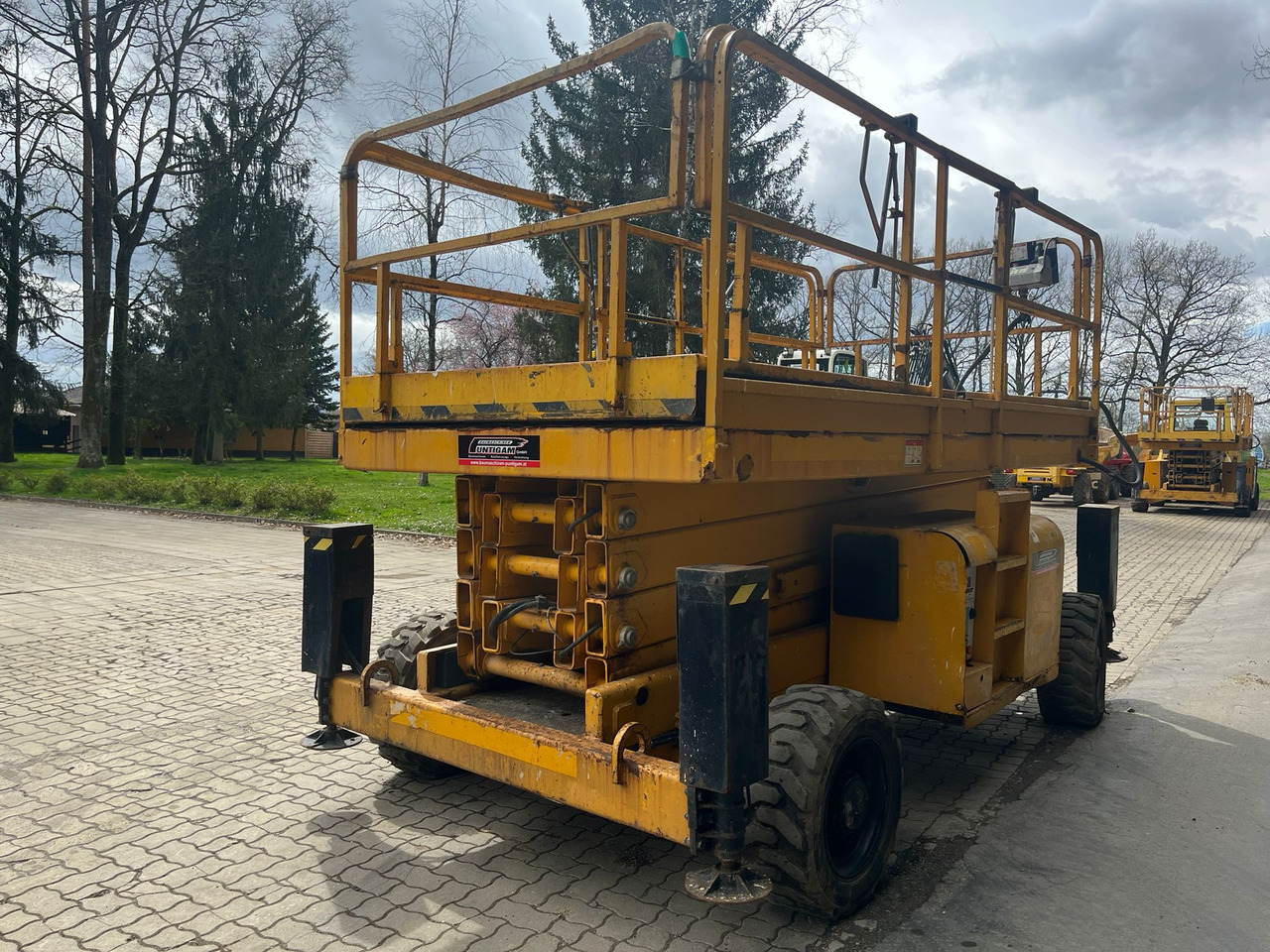 HAULOTTE H 15 SX - Aerial platform: picture 5 HAULOTTE H 15 SX - Aerial platform: picture 5