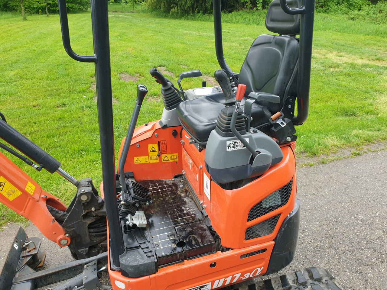 Mini excavator KUBOTA U 17-3a: picture 12