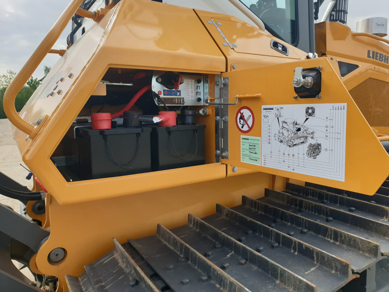 Bulldozer LIEBHERR PR 726 05 LGP: picture 12 Bulldozer LIEBHERR PR 726 05 LGP: picture 12