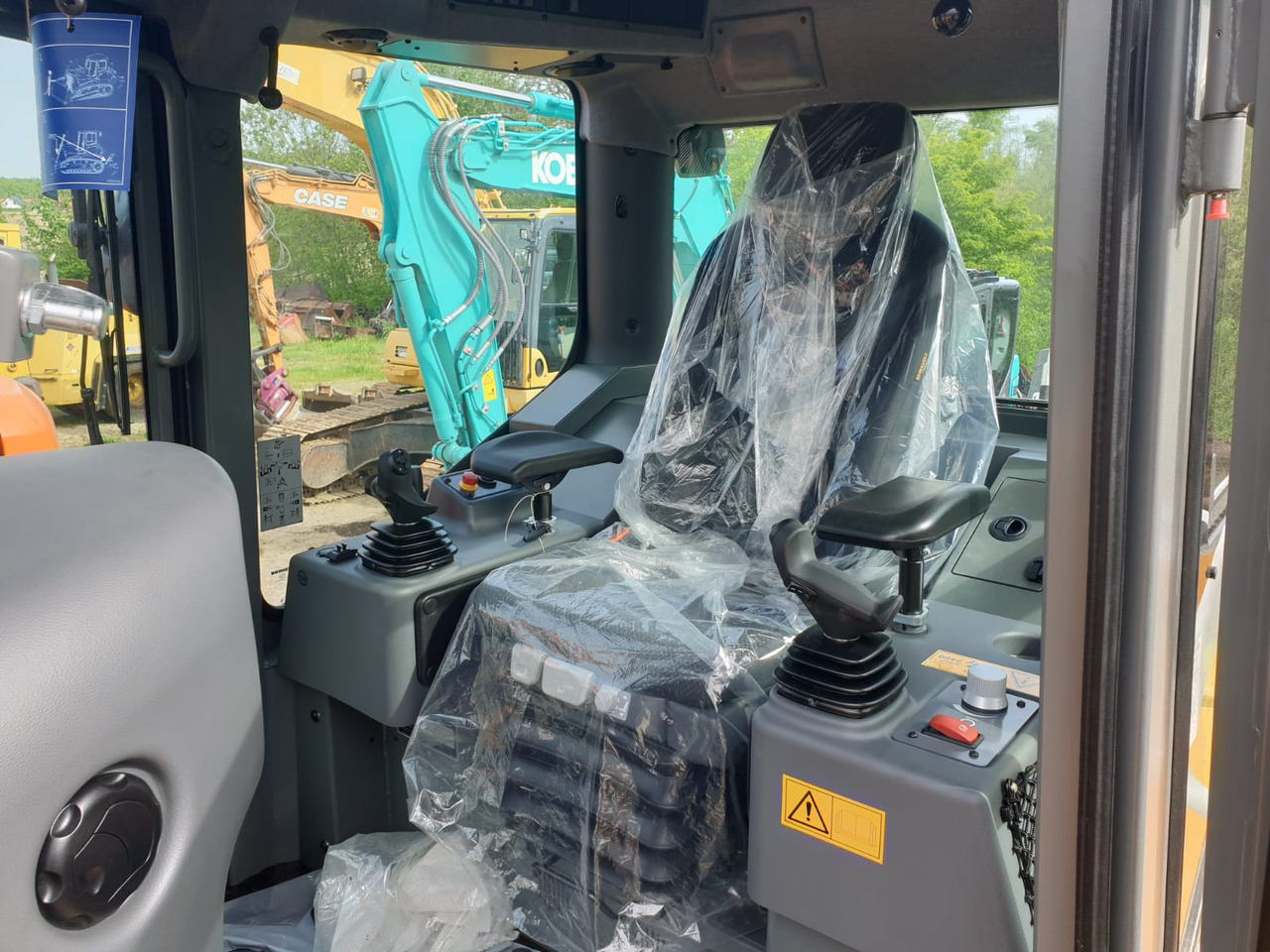 Bulldozer LIEBHERR PR 726 05 LGP: picture 14 Bulldozer LIEBHERR PR 726 05 LGP: picture 14