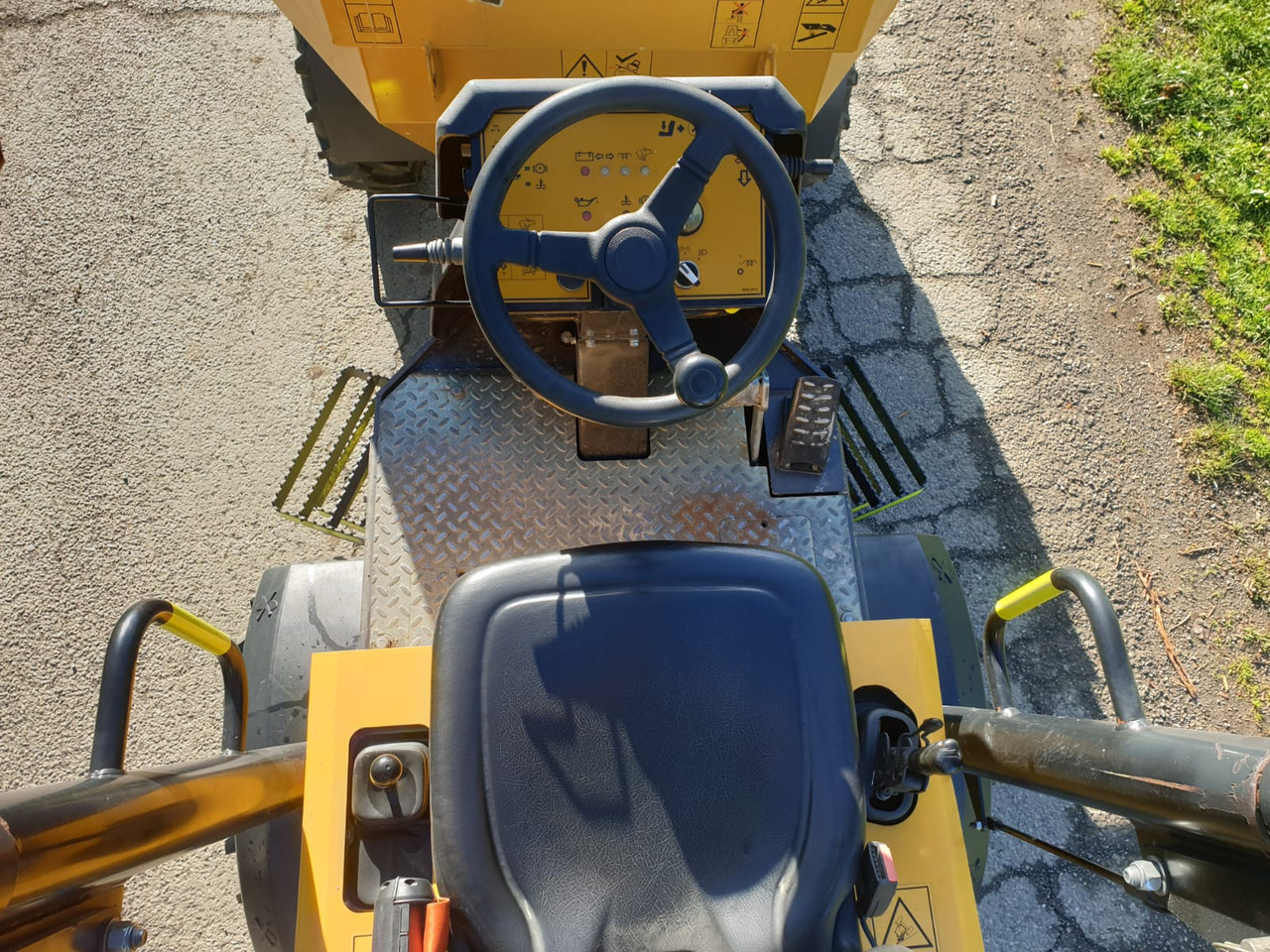 MECALAC TA 2 sh - Dumper: picture 2 MECALAC TA 2 sh - Dumper: picture 2