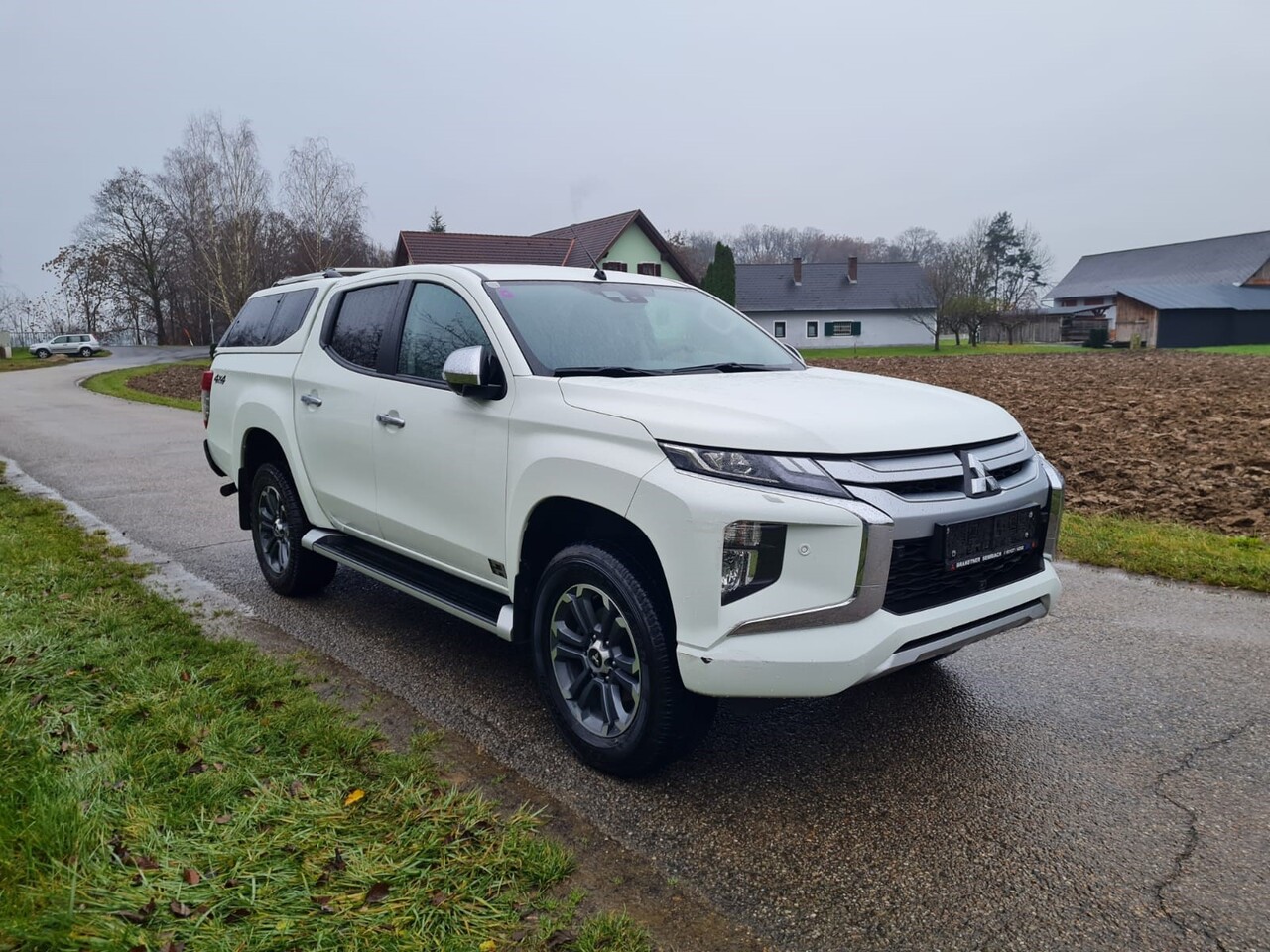 Mitsubishi L 200 - Pickup truck: picture 3 Mitsubishi L 200 - Pickup truck: picture 3