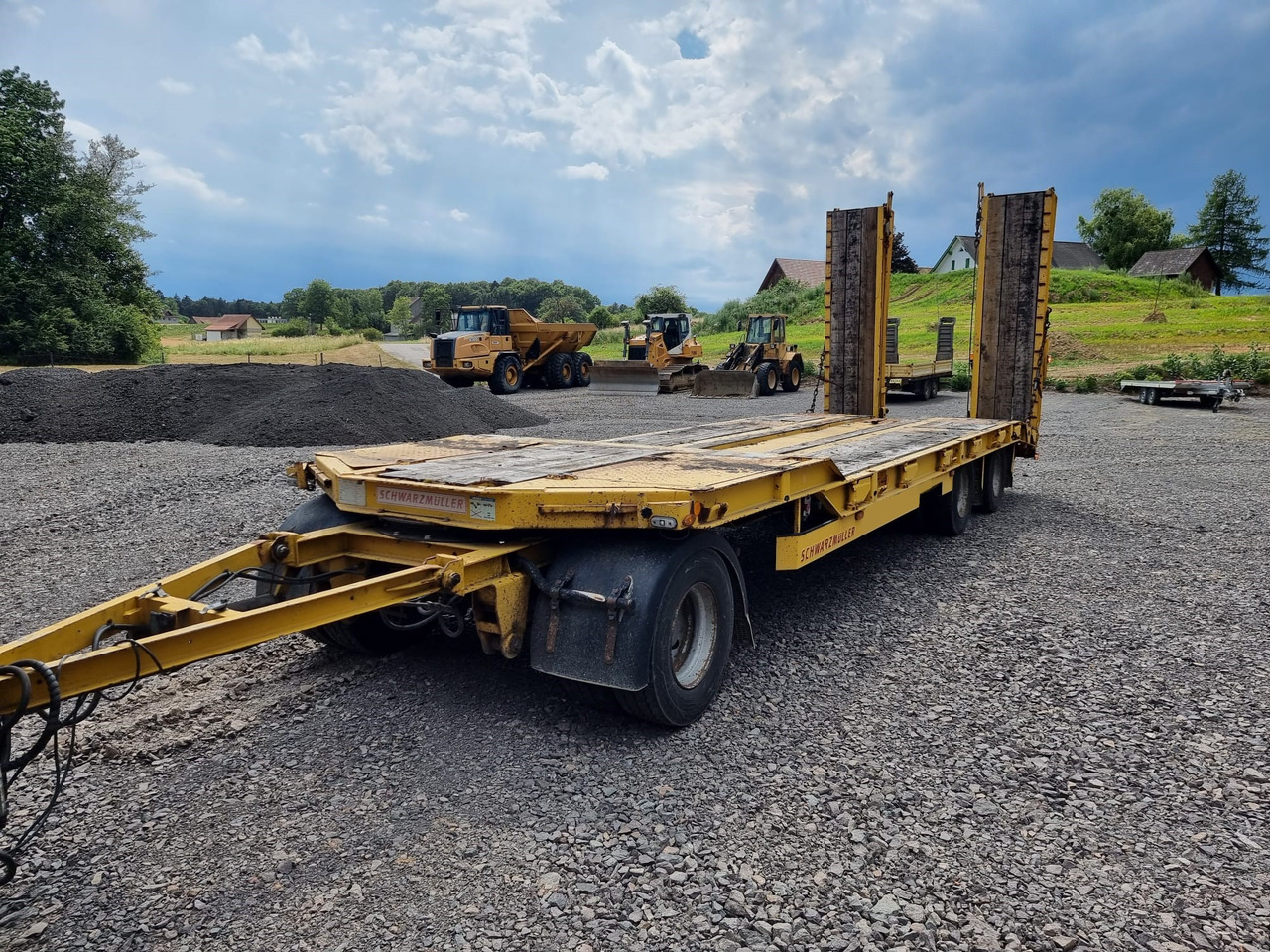 SCHWARZMÜLLER TÜ 30/100 - Low loader trailer: picture 3 SCHWARZMÜLLER TÜ 30/100 - Low loader trailer: picture 3