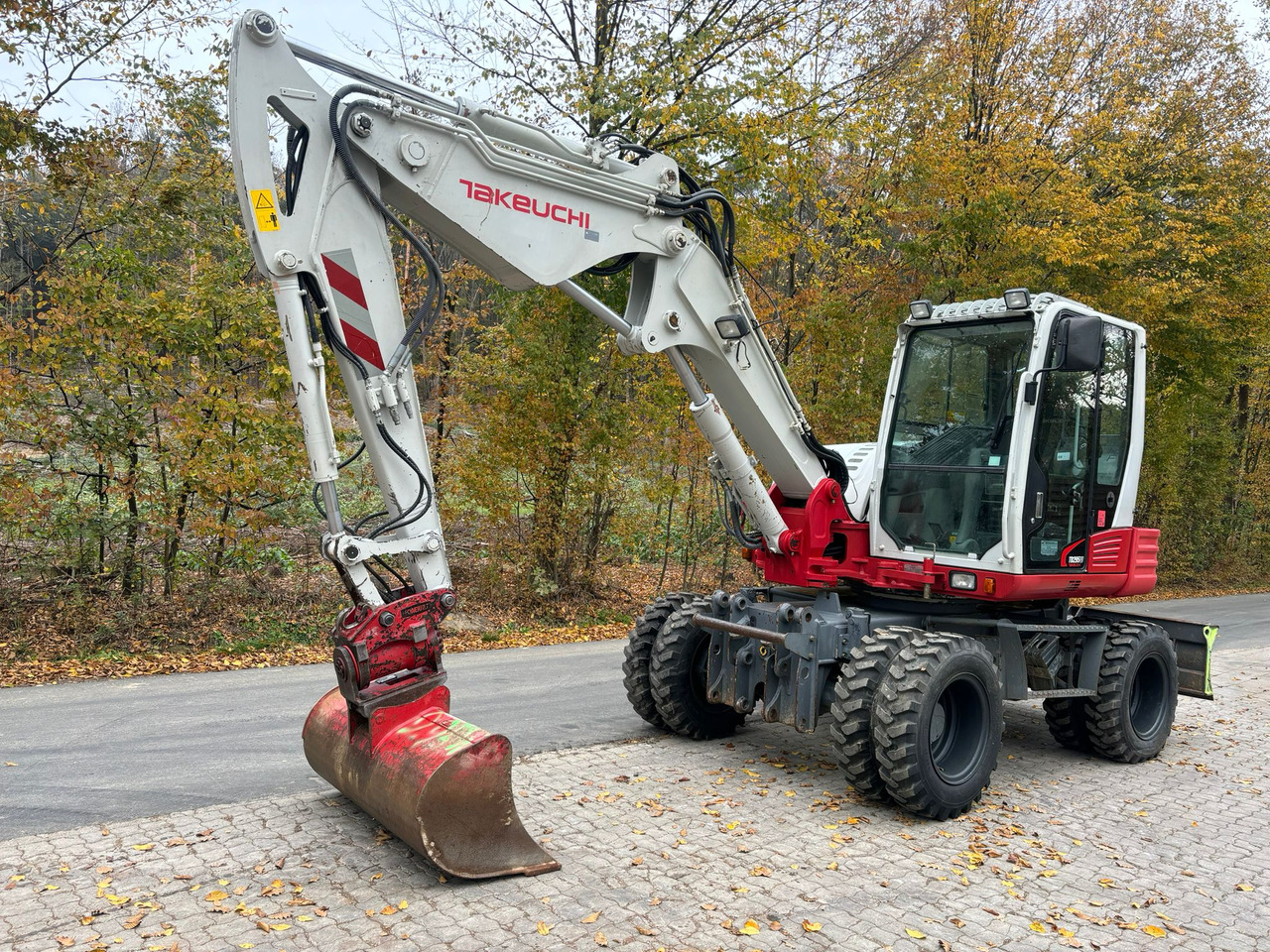 TAKEUCHI TB 295 W - Wheel excavator: picture 3 TAKEUCHI TB 295 W - Wheel excavator: picture 3