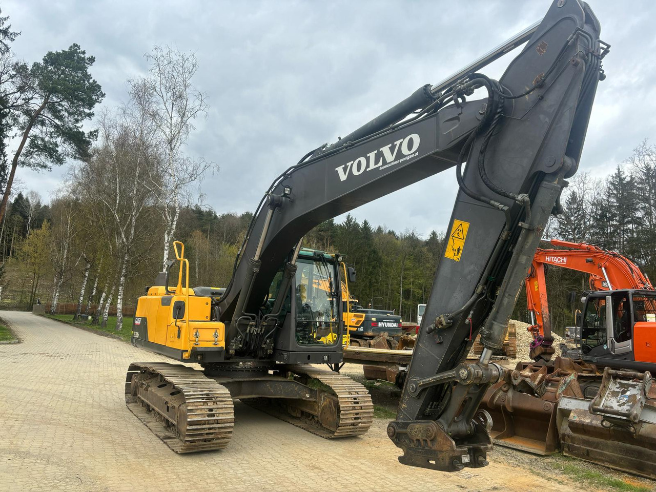 Volvo EC 220 DN - Crawler excavator: picture 3 Volvo EC 220 DN - Crawler excavator: picture 3