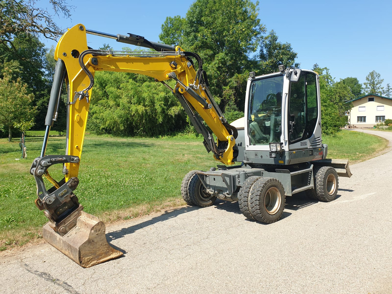 WACKER Neuson EW 65 - Wheel excavator: picture 3 WACKER Neuson EW 65 - Wheel excavator: picture 3