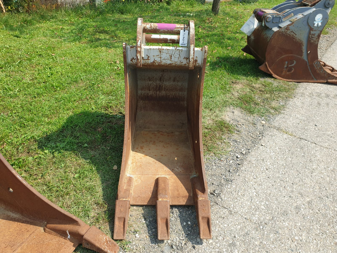 Winkelbauer Bucket 60 cm - Excavator bucket for Crawler excavator: picture 1 Winkelbauer Bucket 60 cm - Excavator bucket for Crawler excavator: picture 1