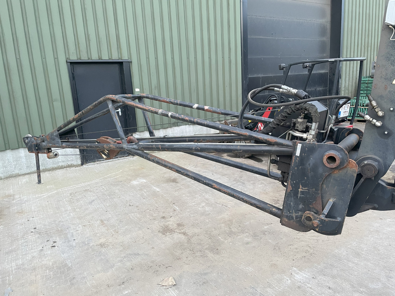 Telescopic wheel loader MANITOU MRT2150: picture 8