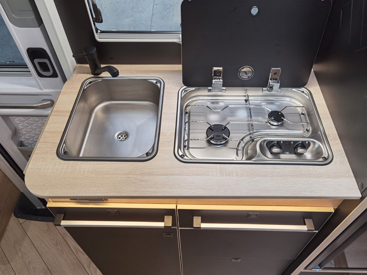 Lease a  Chausson 627 TITANIUM / - 2026 - / EINZELBETTEN & HUBBETT Chausson 627 TITANIUM / - 2026 - / EINZELBETTEN & HUBBETT: picture 18