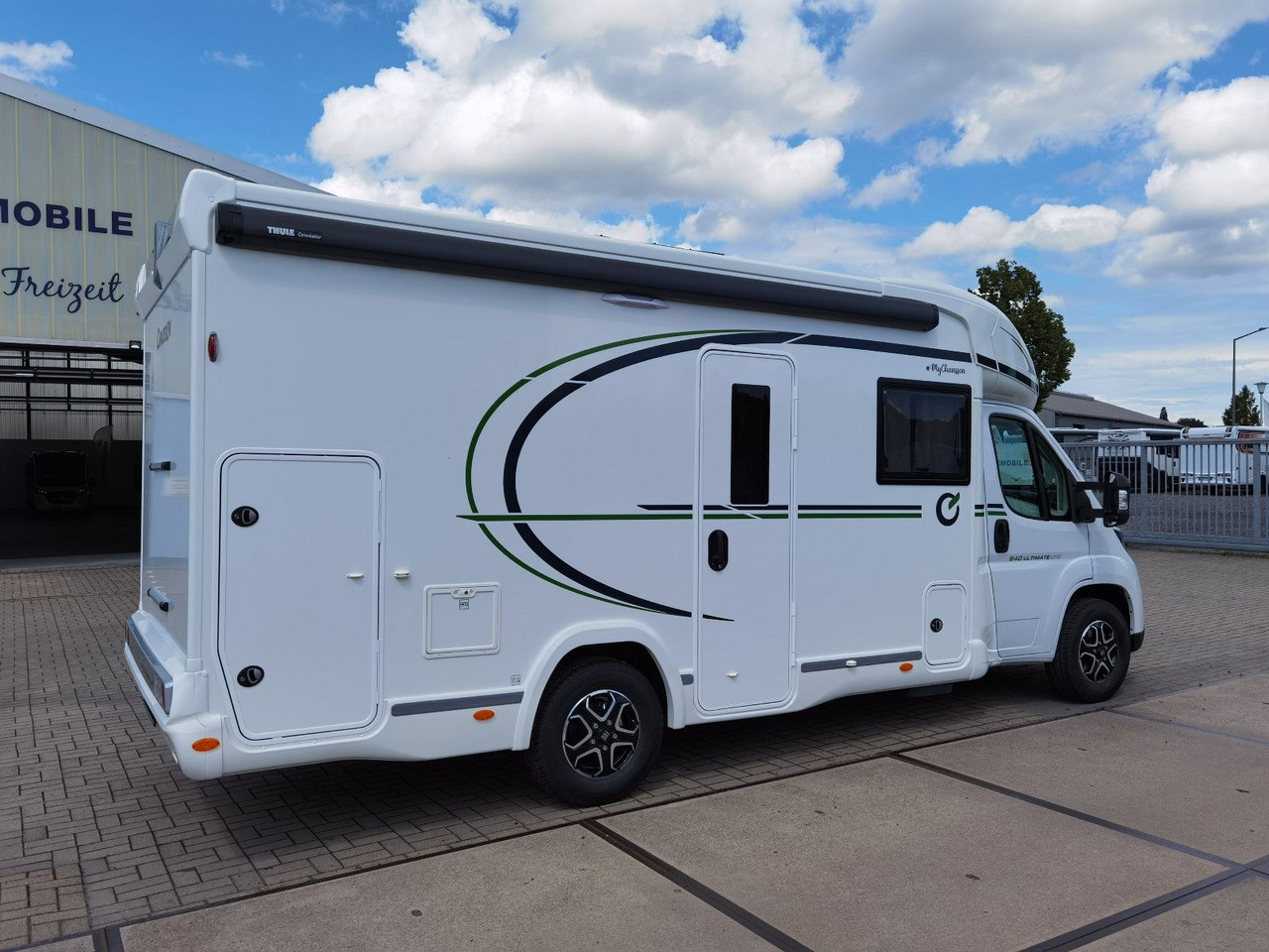 Chausson 640 ULTIMATE / -2026- / XXL- HUBBETT & RAUMBAD - Semi-integrated motorhome: picture 4 Chausson 640 ULTIMATE / -2026- / XXL- HUBBETT & RAUMBAD - Semi-integrated motorhome: picture 4