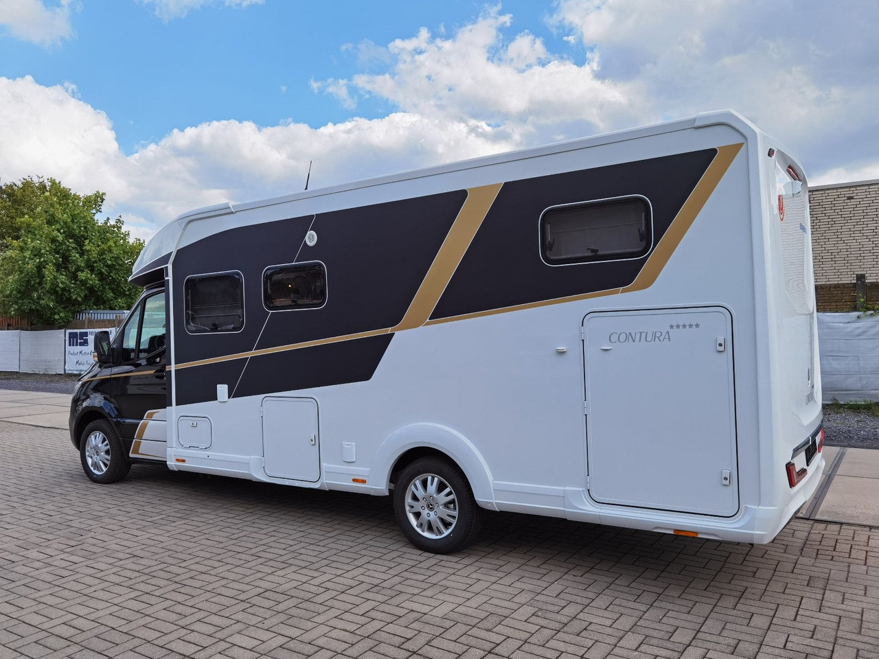 Lease a  Eura Mobil CONTURA 766 EB /LUMINARY PAKET / EINZELBETTEN Eura Mobil CONTURA 766 EB /LUMINARY PAKET / EINZELBETTEN: picture 5