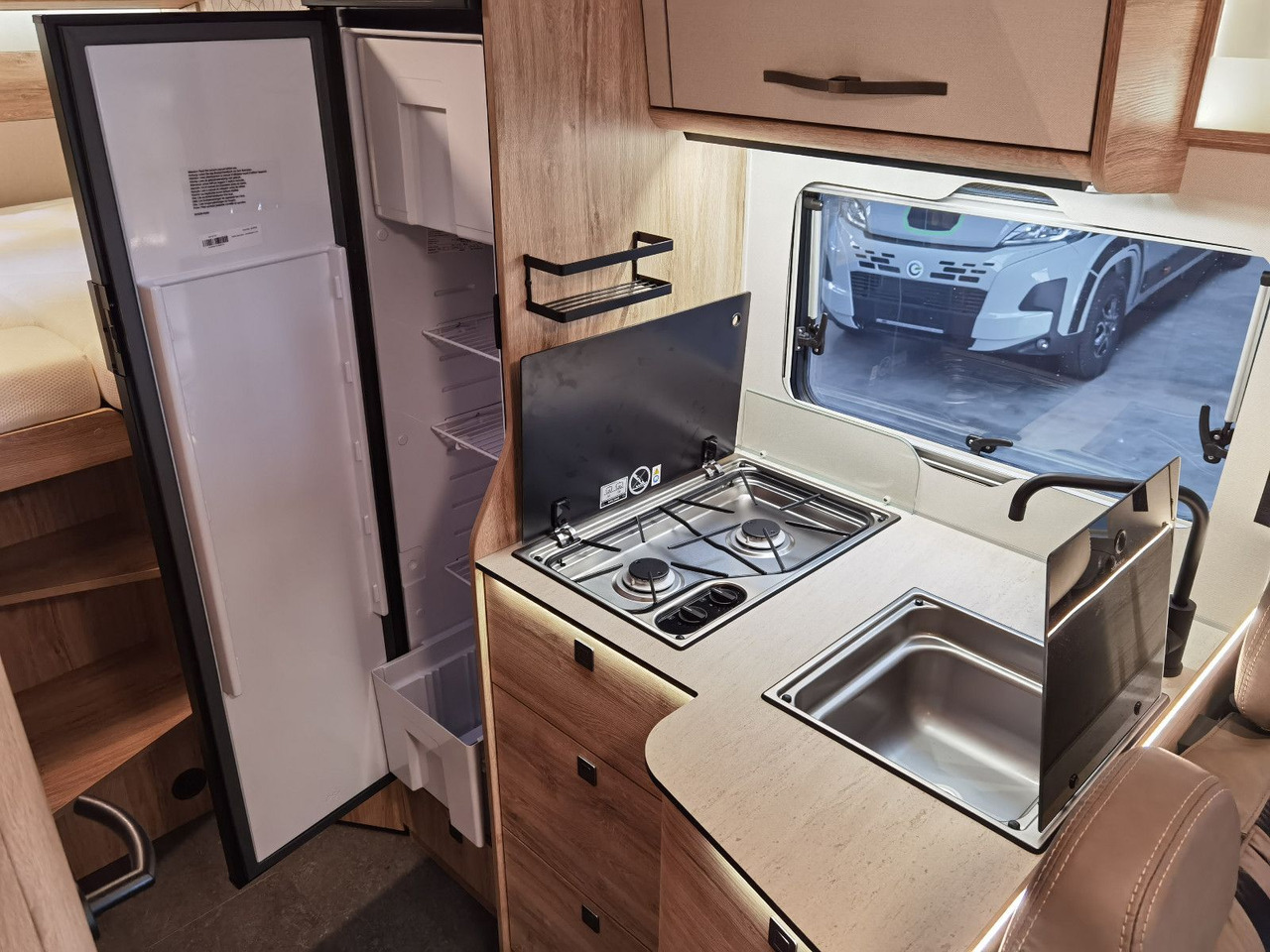 Lease a  Eura Mobil PROFILA RS 695 EB /-2026-/ HUBBETT& EINZELBETTEN Eura Mobil PROFILA RS 695 EB /-2026-/ HUBBETT& EINZELBETTEN: picture 19