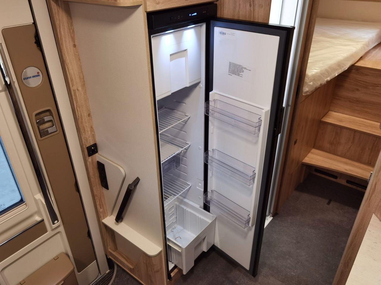 Lease a  Eura Mobil PROFILA T 726 EF FREESTYLE -SONDERMODELL 2026 Eura Mobil PROFILA T 726 EF FREESTYLE -SONDERMODELL 2026: picture 17