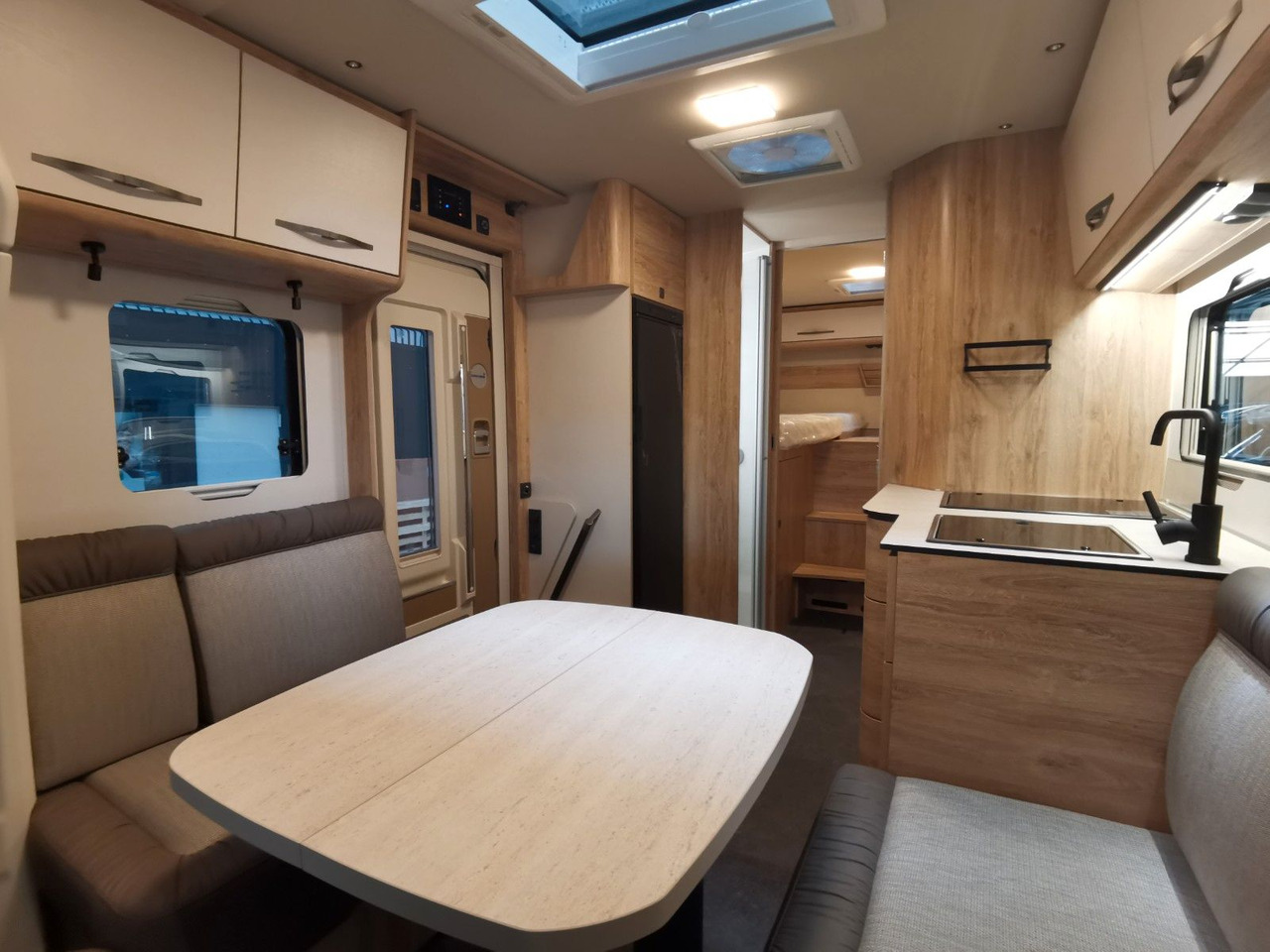 Lease a  Eura Mobil PROFILA T 726 EF FREESTYLE -SONDERMODELL 2026 Eura Mobil PROFILA T 726 EF FREESTYLE -SONDERMODELL 2026: picture 14