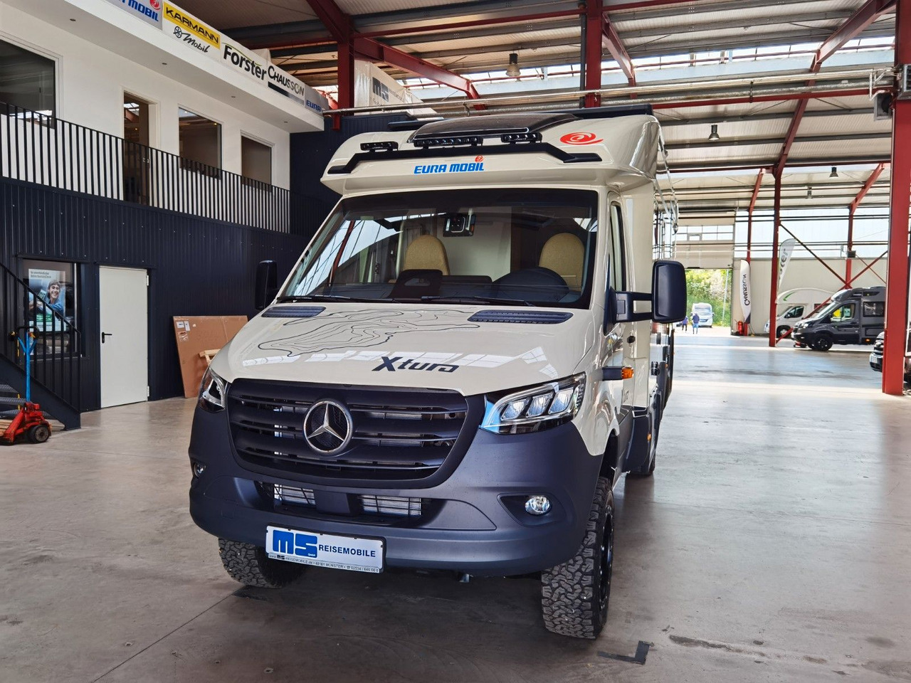 Lease a  Eura Mobil XTURA 686 EF / MODELL 2026 /4x4 /TOP-AUSSTATTUNG Eura Mobil XTURA 686 EF / MODELL 2026 /4x4 /TOP-AUSSTATTUNG: picture 8