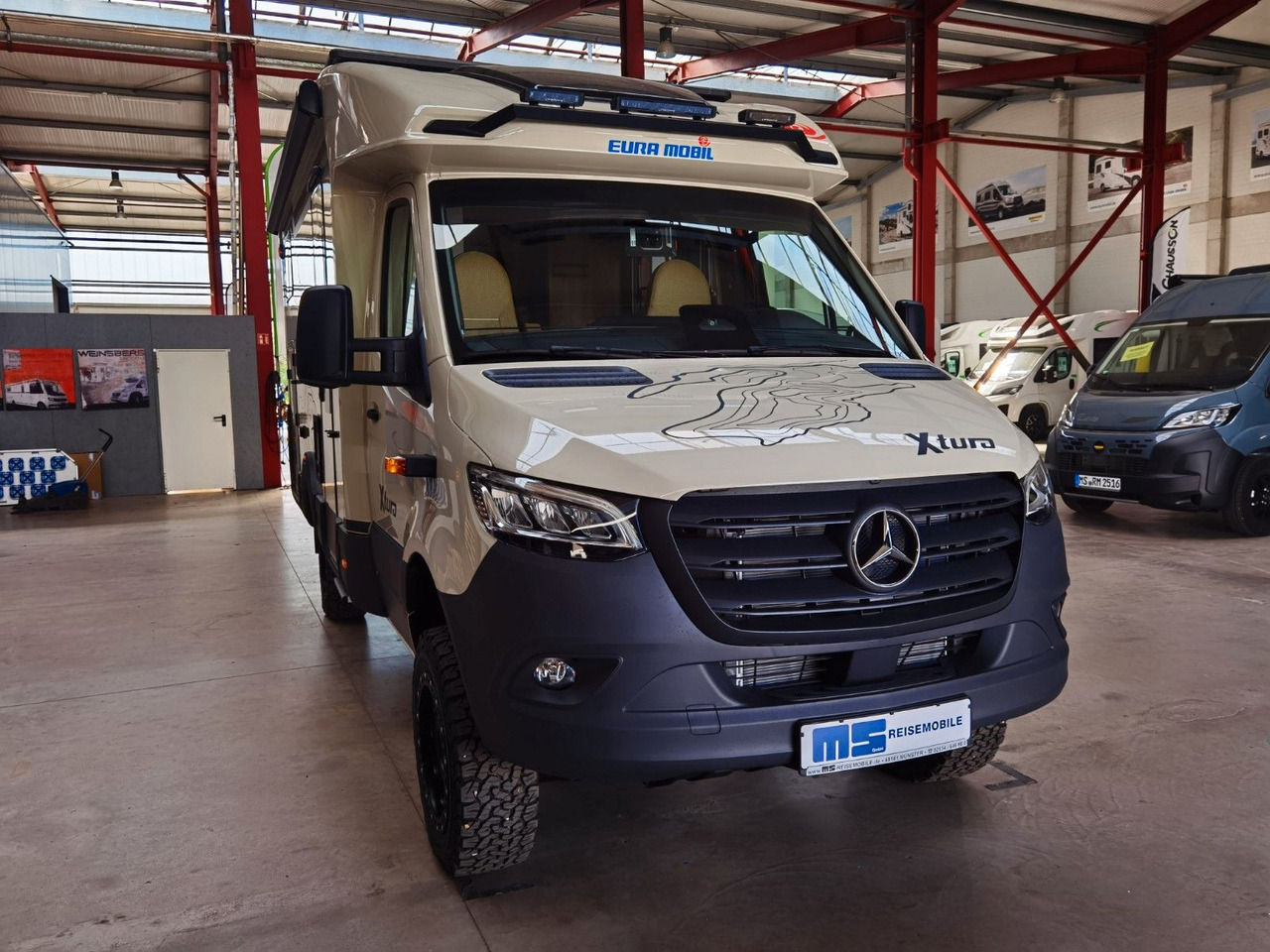 Lease a  Eura Mobil XTURA 686 EF / MODELL 2026 /4x4 /TOP-AUSSTATTUNG Eura Mobil XTURA 686 EF / MODELL 2026 /4x4 /TOP-AUSSTATTUNG: picture 9